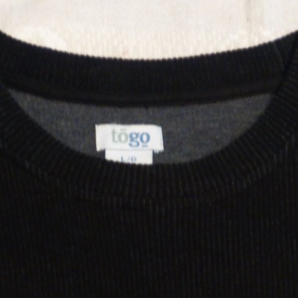 Men's Sweater - Picture 2 of 3